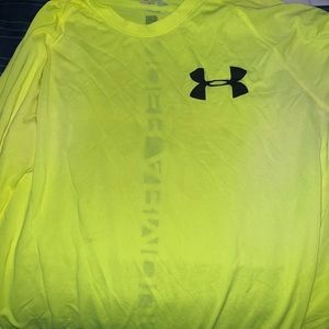 Under armour long sleeve athletic shirt